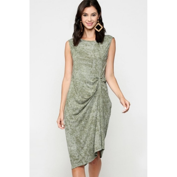 FINAL SALE🆕🌿DRAPED KNIT DRESS🌿 - Picture 1 of 5